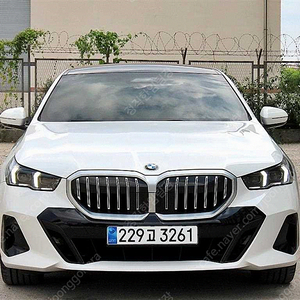 BMW 5시리즈 (G60) 530i xDrive 중고차 판매합니다 ★전액할부★저신용★