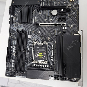 (2달 사용) ASRock Z790 PG Lightning SE D5 에즈윈 (벌크)