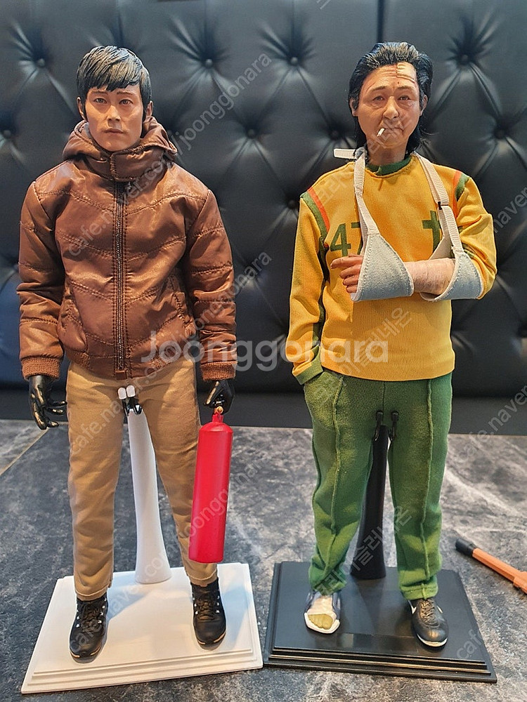 쿠미키 악마를 보았다 작가 커스텀 작 피규어 2종 판매...--0