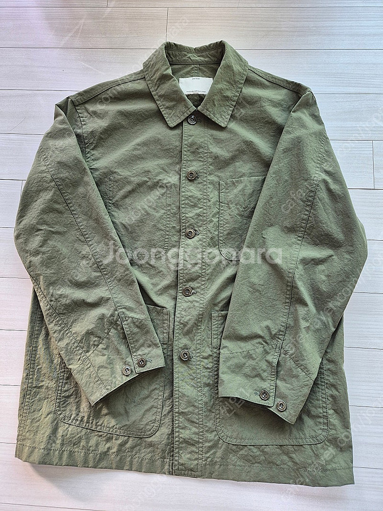 포터리 나이론 워크자켓 올리브 1사이즈 판매합니다--0