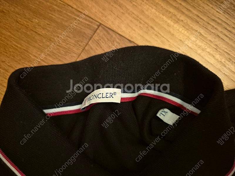 [XL]몽클레어 23ss 트리컬러 반팔 카라티 블랙 새...--4