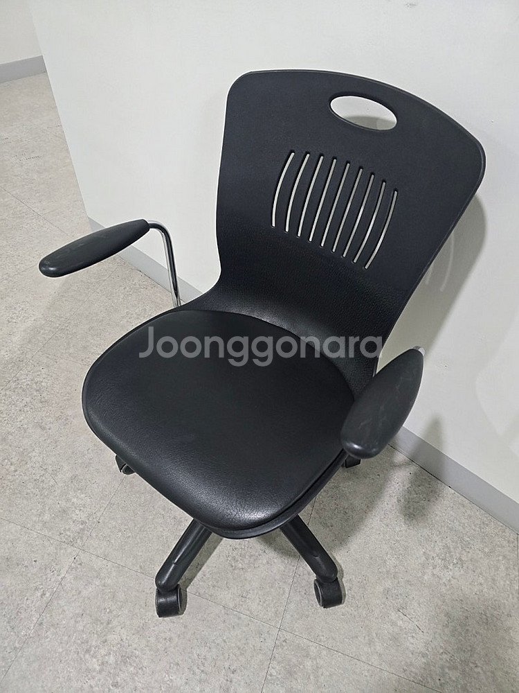 회의실 의자--1