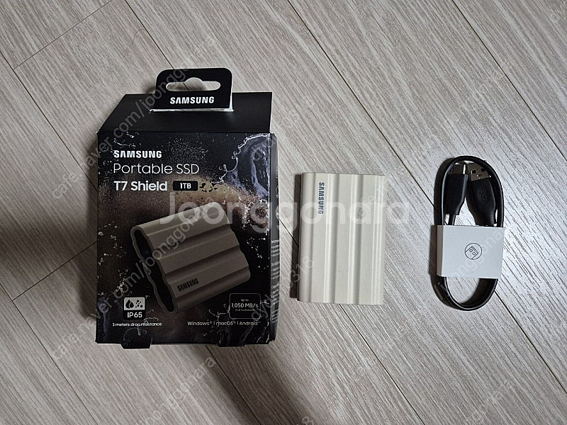삼성 외장SSD T7 Shield 1TB 단순개봉 팝니...--1