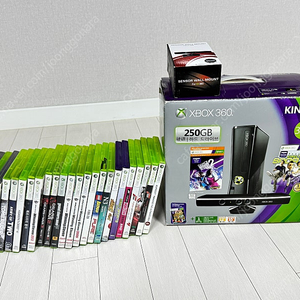 XBOX 360 250GB 키넥트셋트와 게임CD