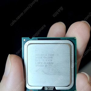 인텔 775소켓 울프데일 E5800 cpu (택포)