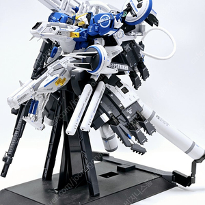 MG 1/100 도색작 건담 가조립 도색