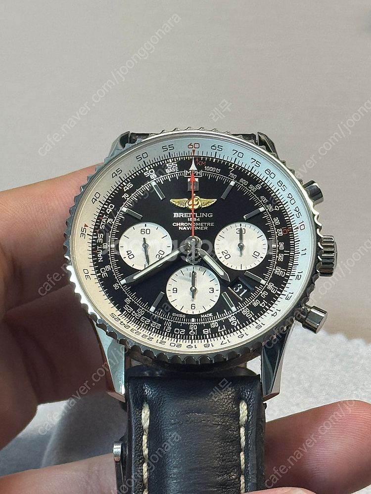 브라이틀링 네비타이머 b01 검판 43mm (황금날개,...--0