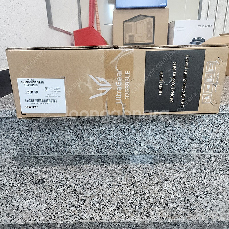 LG 32GS95UE OLED--1