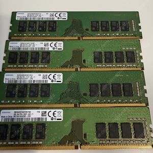 삼성 DDR4 8G 2133 , 2400 * 4장 판매합니다.