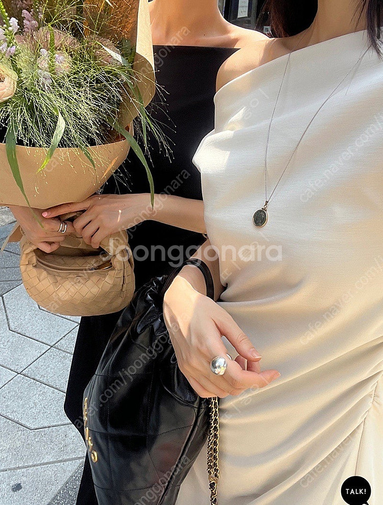 언앤써드미스테리 UM 오프숄더 원피스 연말룩!--1