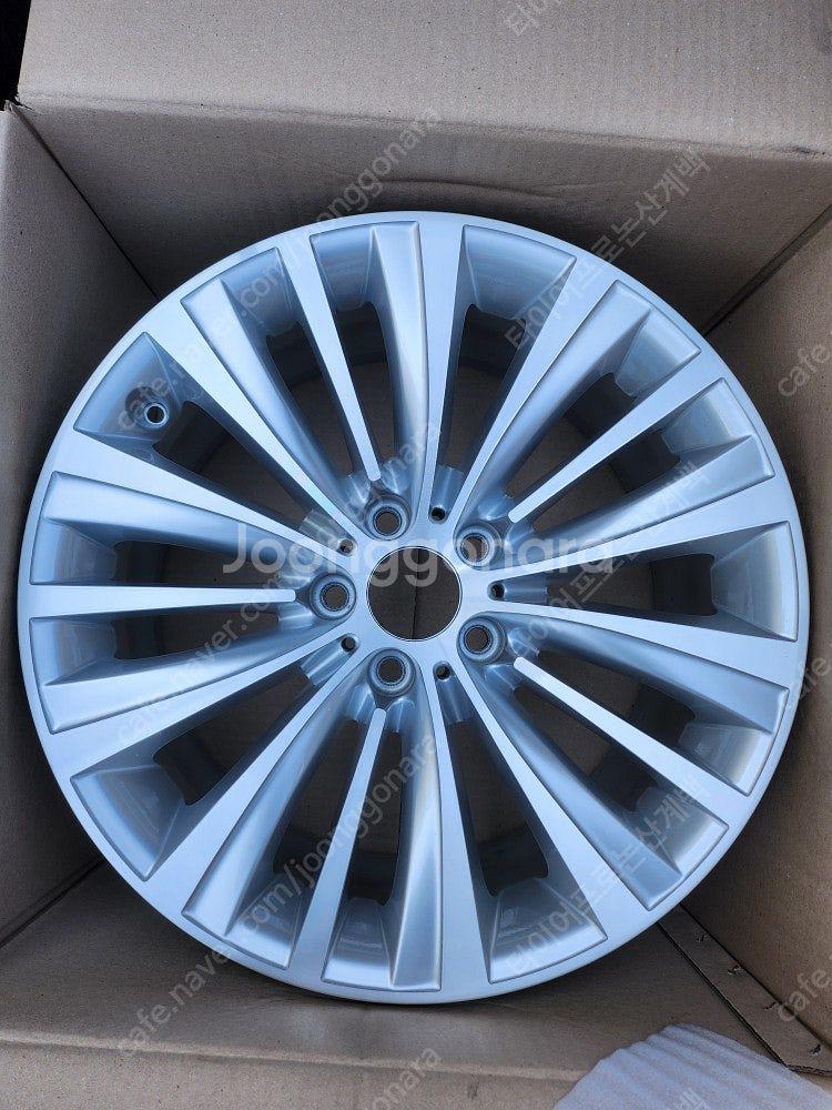 [판매] BMW 5GT 순정 19인치 임판급 휠 한대분...--1