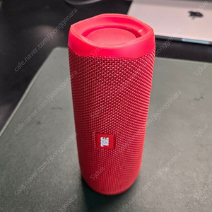 Jbl flip5 스피커 팝니다.