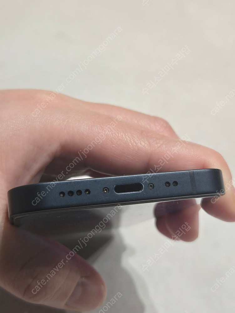 아이폰 13mini 블랙 256 판매합니다--8