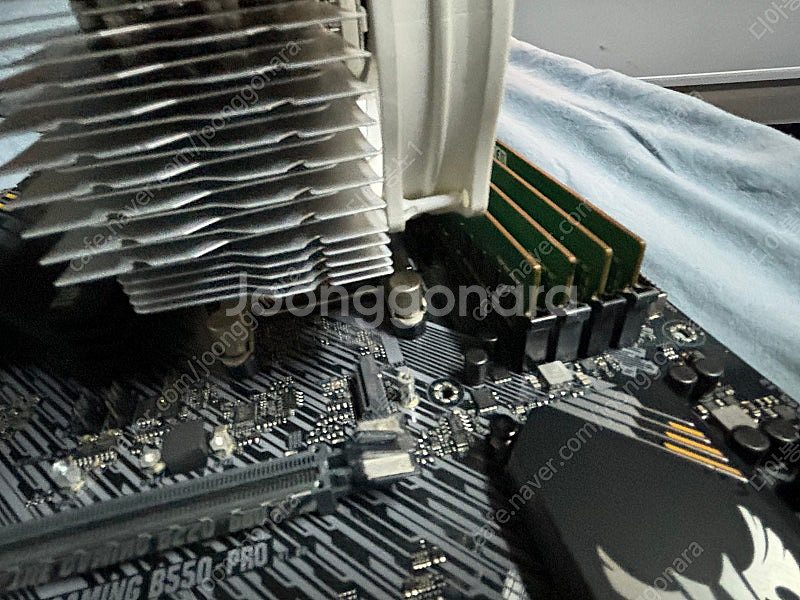 라이젠 3700x, b550 pro, ddr4 8g 4...--1
