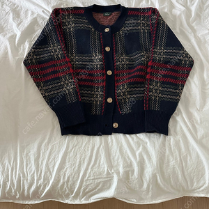 The Barnnet carol check cardigan 더바넷 캐롤체크 가디건