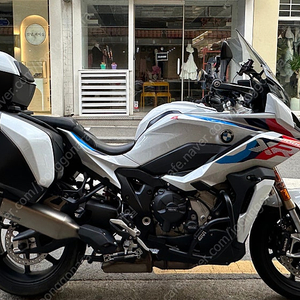 BMW S1000XR M