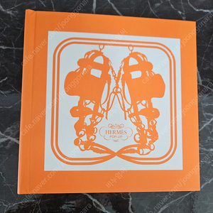 책/ Hermes pop up book 에르메스 책 팝니