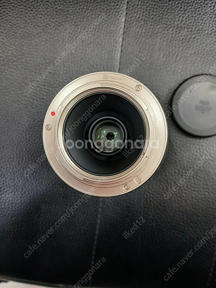 소니마운트 f2.8-14mm 삼양수동렌즈 판매합니다.--3