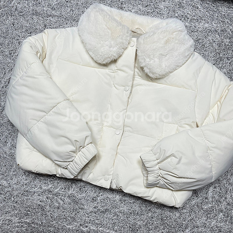 스파오 퍼카라 크롭 숏패딩 아이보리 (택포)--3