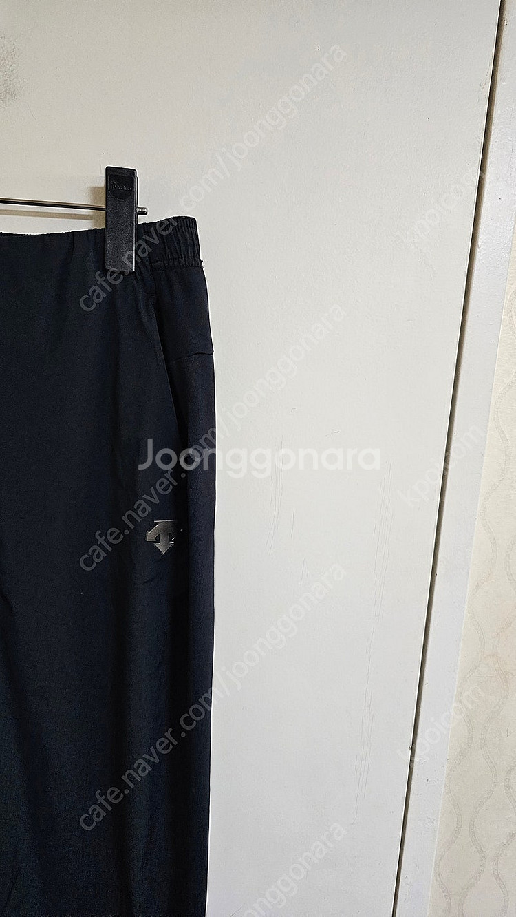 데상트 남녀공용 기모 웜업팬츠--1