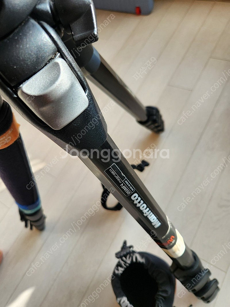 맨프로토 055MF4 카본 삼각대 + 마킨스 볼헤드 팝...--3