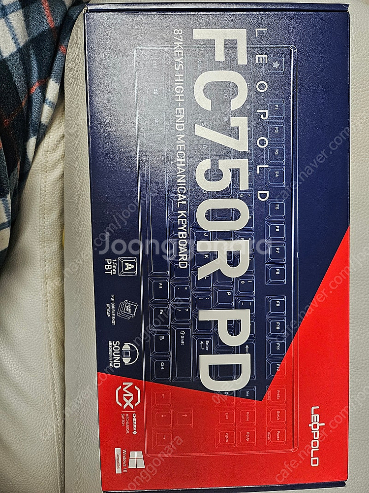 레오폴드 FC750R PD 화이트 블루스타 영문 저소음...--3