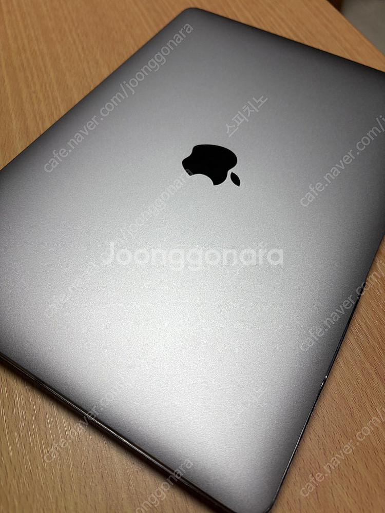 맥북프로 M2 13인치 16GB, 512 기스x (S급...--0