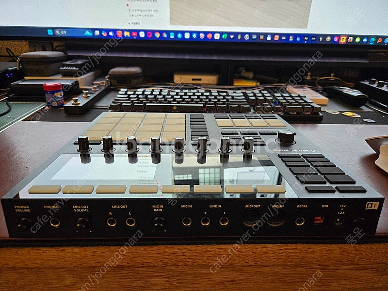 NI Maschine MK3 (라이센스 트랜스퍼)--3