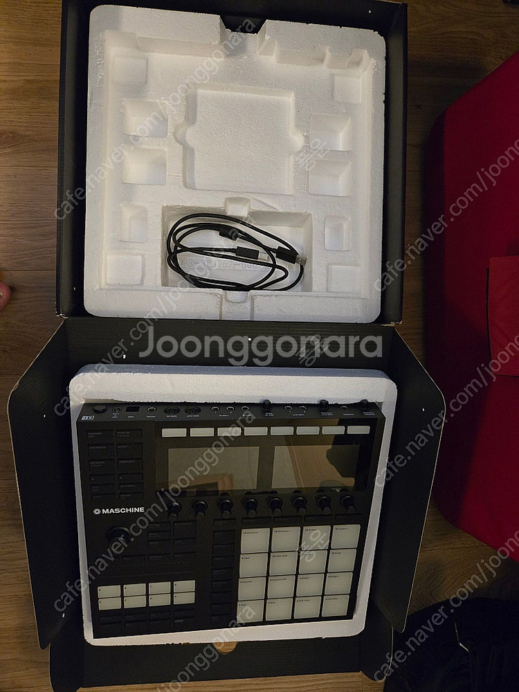 NI Maschine MK3 (라이센스 트랜스퍼)--4