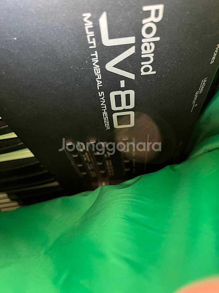 로랜드 roland jv80 61건반--0