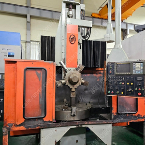 CNC VERTICAL TURNING LATHE (OM,TM2-10N)