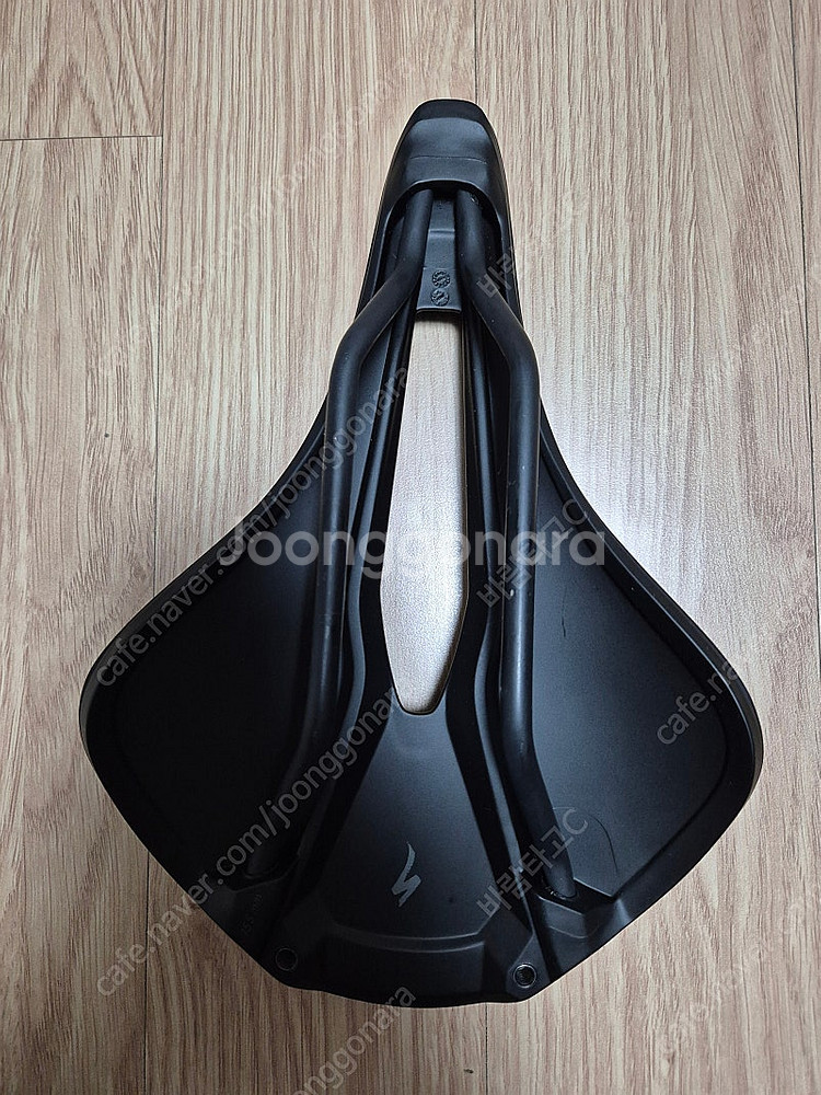 스페셜라이즈드 파워익스퍼트 안장 155mm(반택 65,...--1