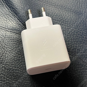 삼성 45W USB C 충전기 및 케이블