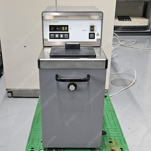 Amersham Biosciences MultiTemp III Circulator