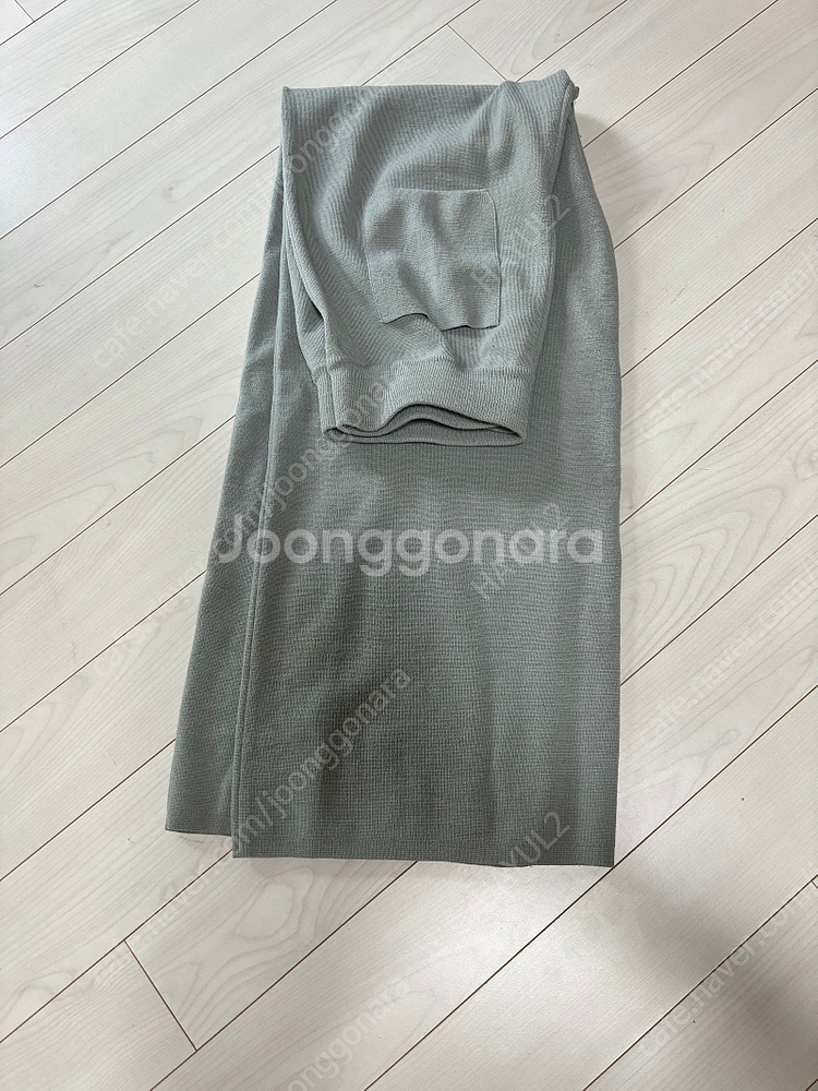 한섬 더캐시미어 신상 니트 가디건, 준지, Ami, 띠어리 니트, LATT 니트, 이세이미야케--9