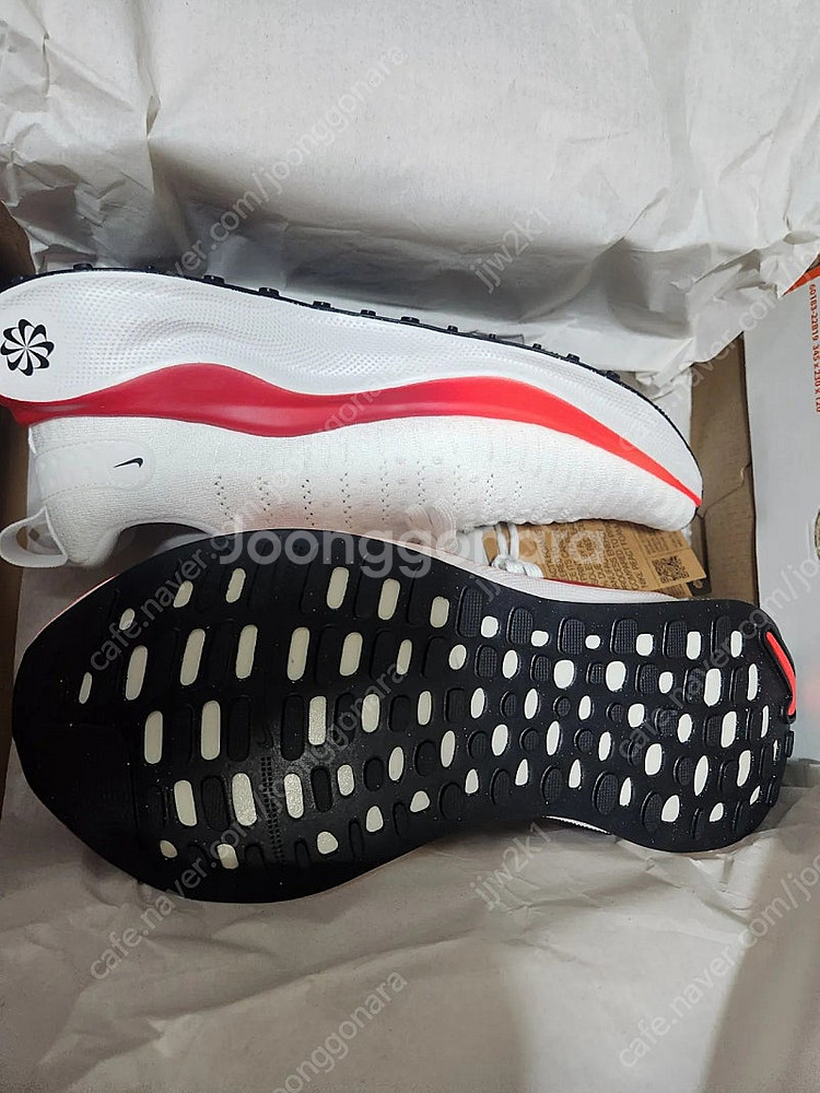 (새상품) 나이키 인피니티런4 러닝화 275--3