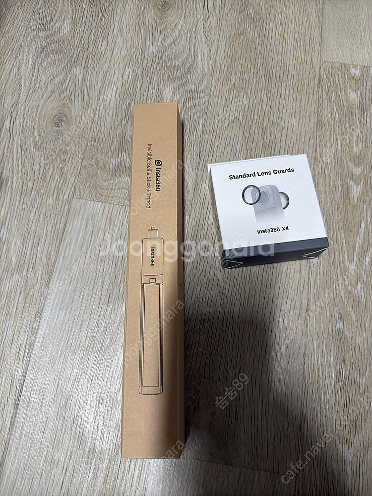 인스타360 인비저블 셀피스틱 삼각대 + 표준 렌즈가드--2