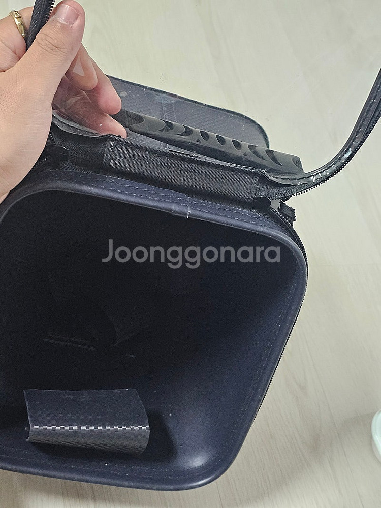 바리바스 빙어공방 어탐케이스 팝니다.--1
