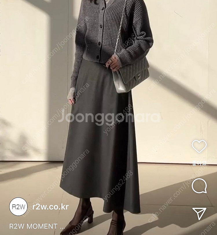 R2W 울 스커트 판매합니다.--0