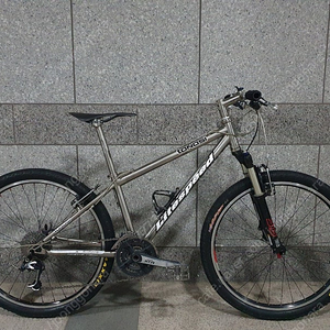 티타늄 MTB