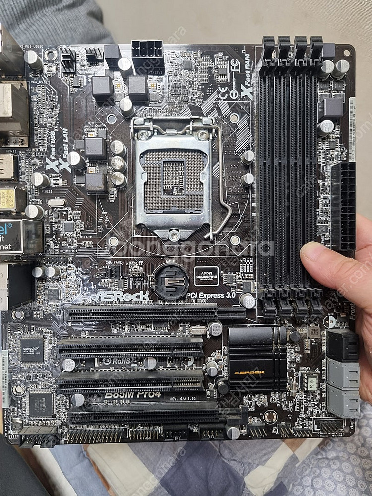 고장 메인보드4장(b450 h85 b150)--1