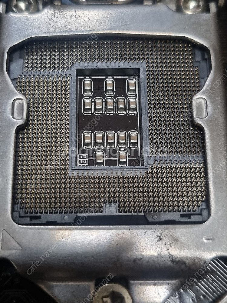 고장 메인보드4장(b450 h85 b150)--6