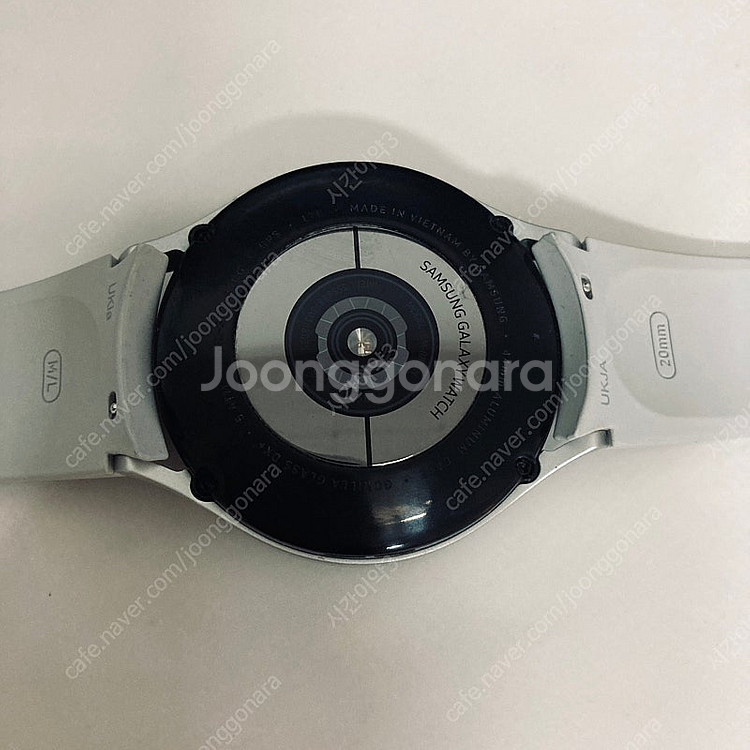 갤럭시 워치4 실버 44MM 액정깨끗! 매우깨끗! 케이...--4
