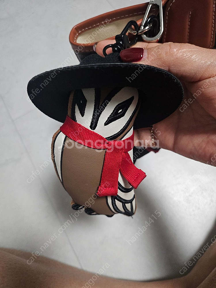 럭키슈에뜨 키링팝니다(타사이트가입사절)--2