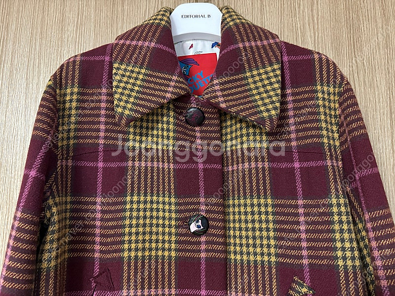 럭키슈에뜨 체크코트. 38(66)사이즈. 보관만한 새것--2