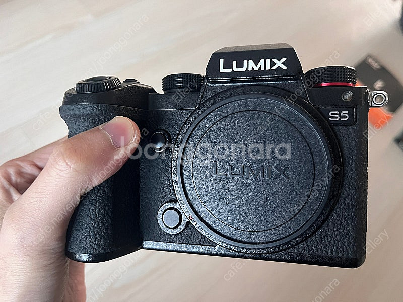 파나소닉 루믹스 S5, 24-105mm f4 렌즈 팝니...--1