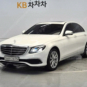 벤츠E-클래스 W213 E300 4MATIC 익스클루시브 (5인승)중고차 할부 리스 카드 저신용자 전액할부 가능합니다