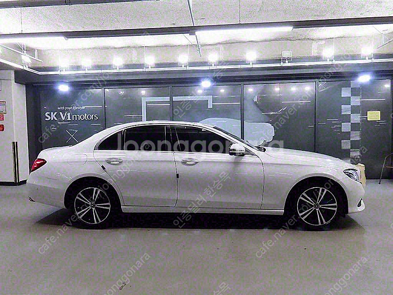 벤츠E-클래스 W213 E220d 아방가르드 (5인승)...--2