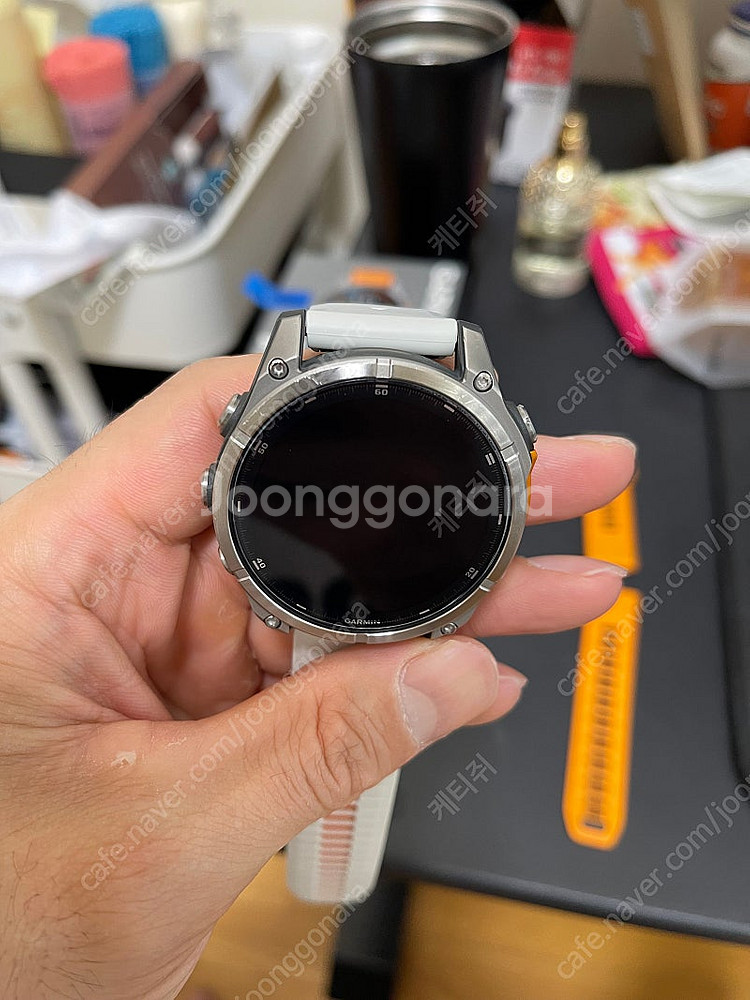가민 피닉스8 아몰레드 티타늄 47mm--3