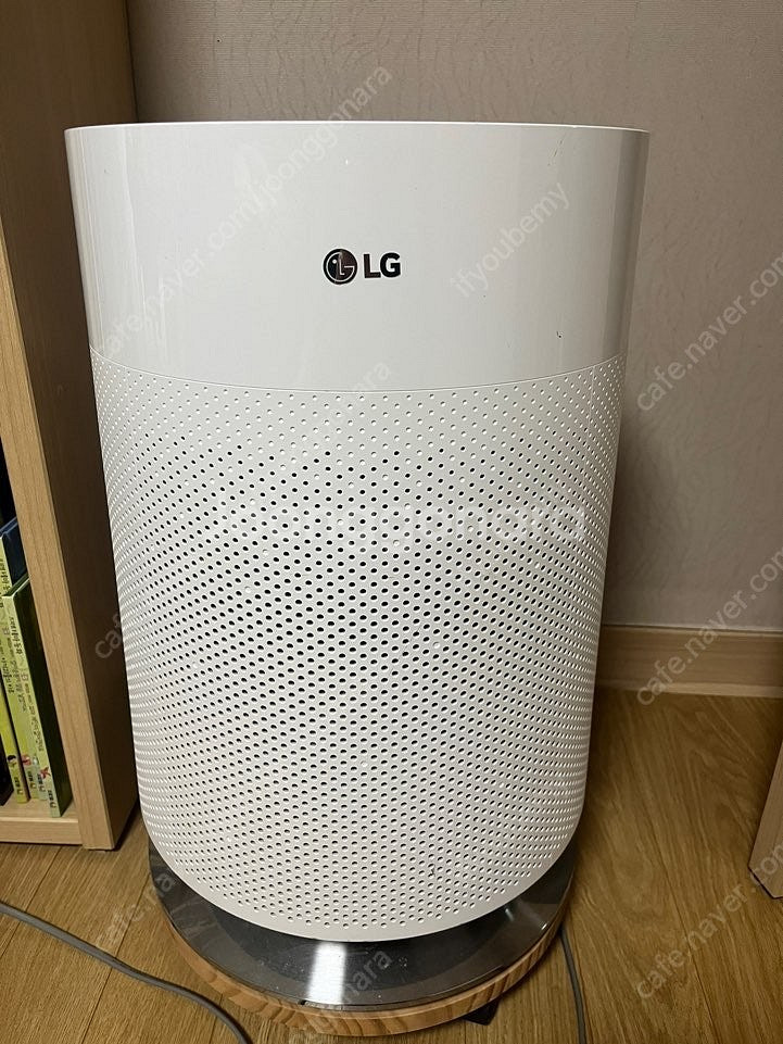 LG퓨리케어 공기청정기(AS161DAW)--1